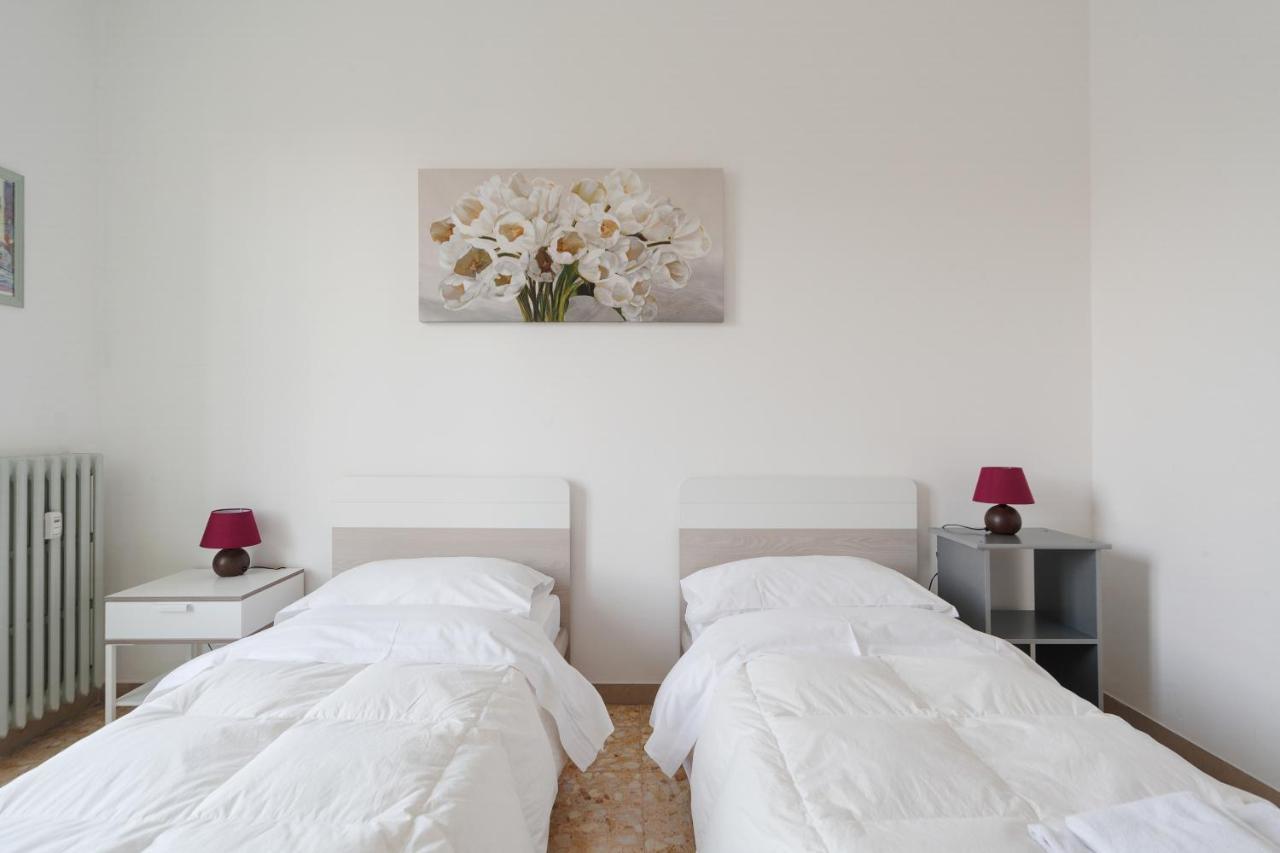 Bright&Cozy C5 Fiera Apartment Bologna Exterior foto